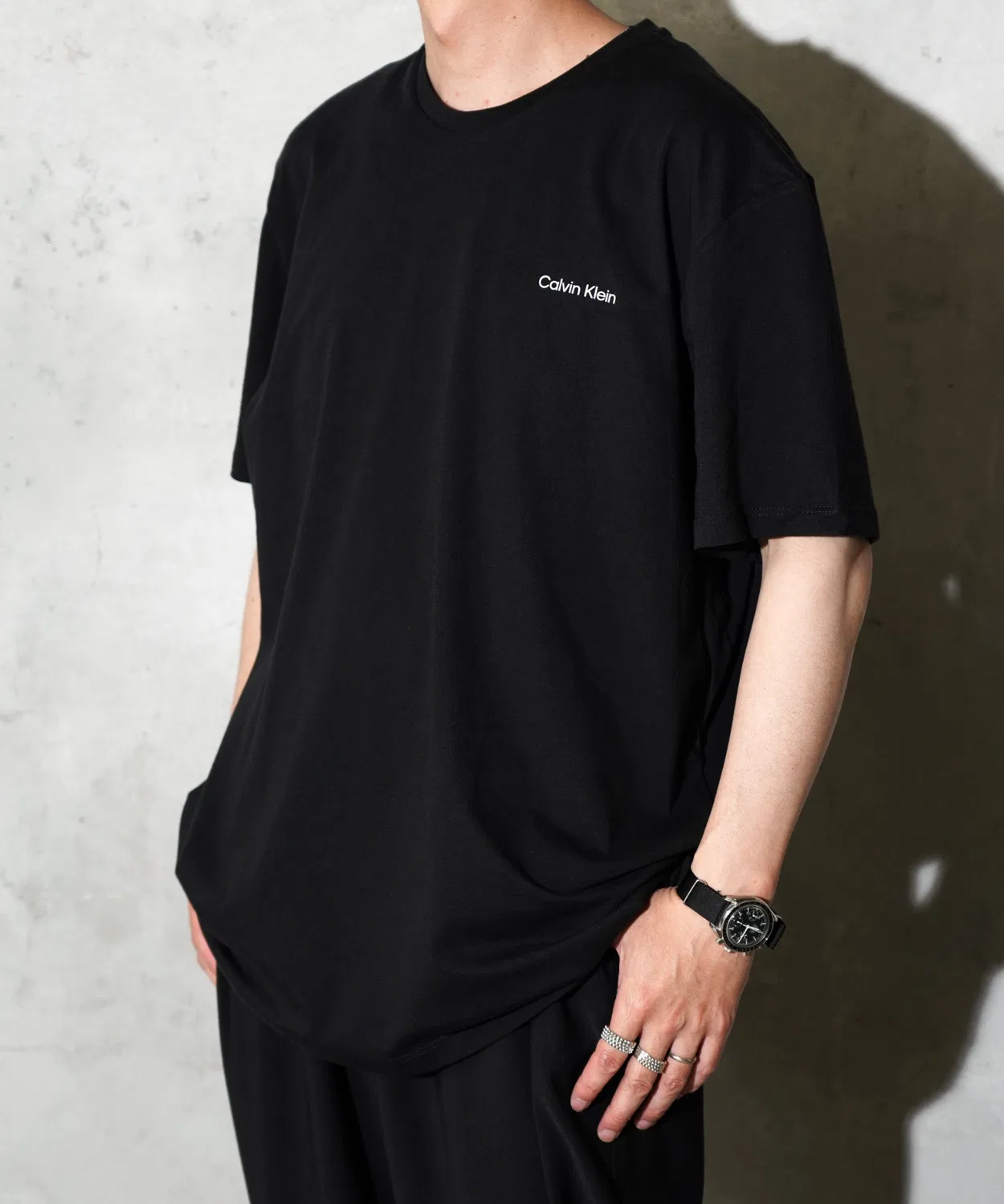 Мужская футболка с принтом Calvin Klein PRINTED LOGO TEE, Черный — фото 4