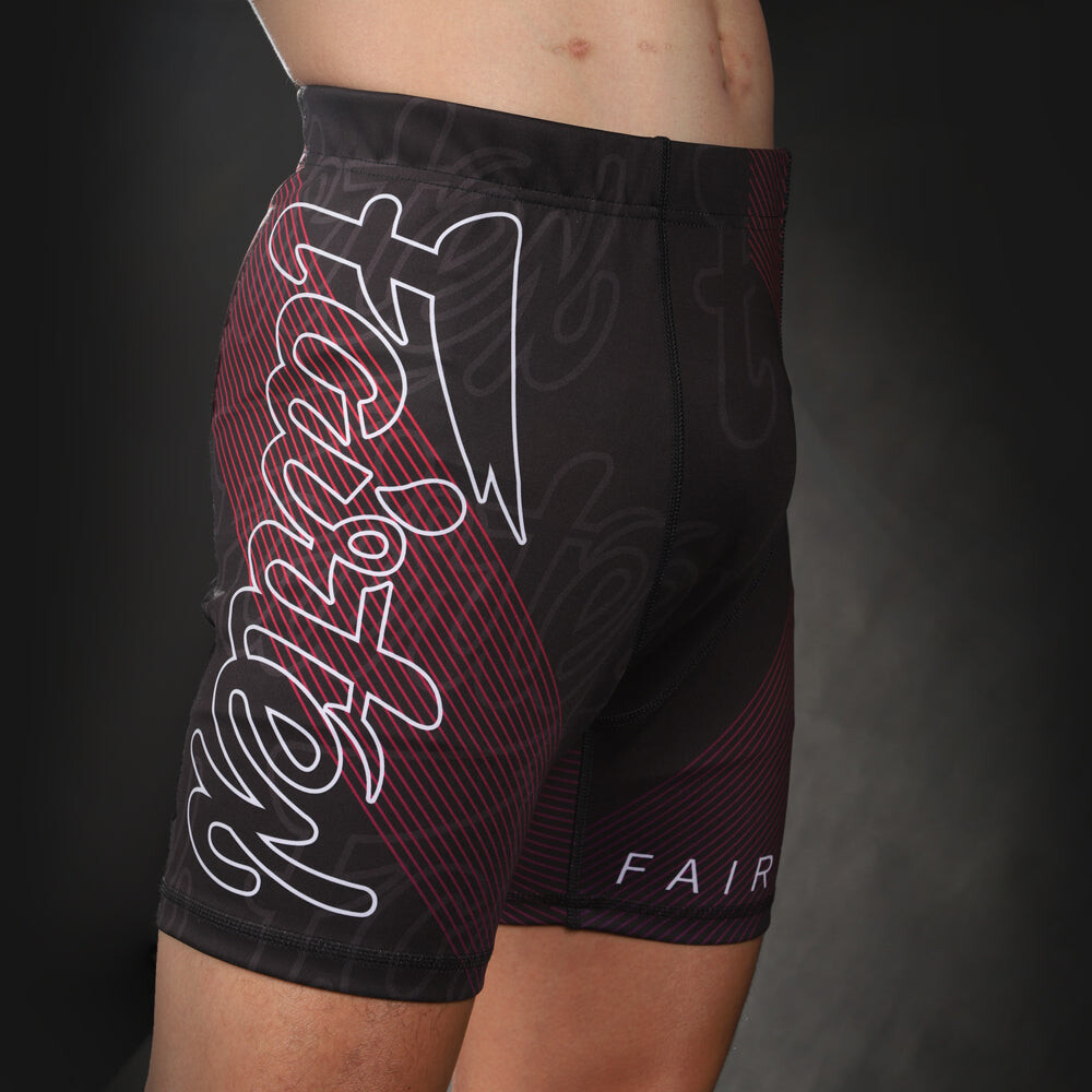 

Компрессионные шорты Fairtex Vale Tudo CP8, размер S, черный/фиолетовый