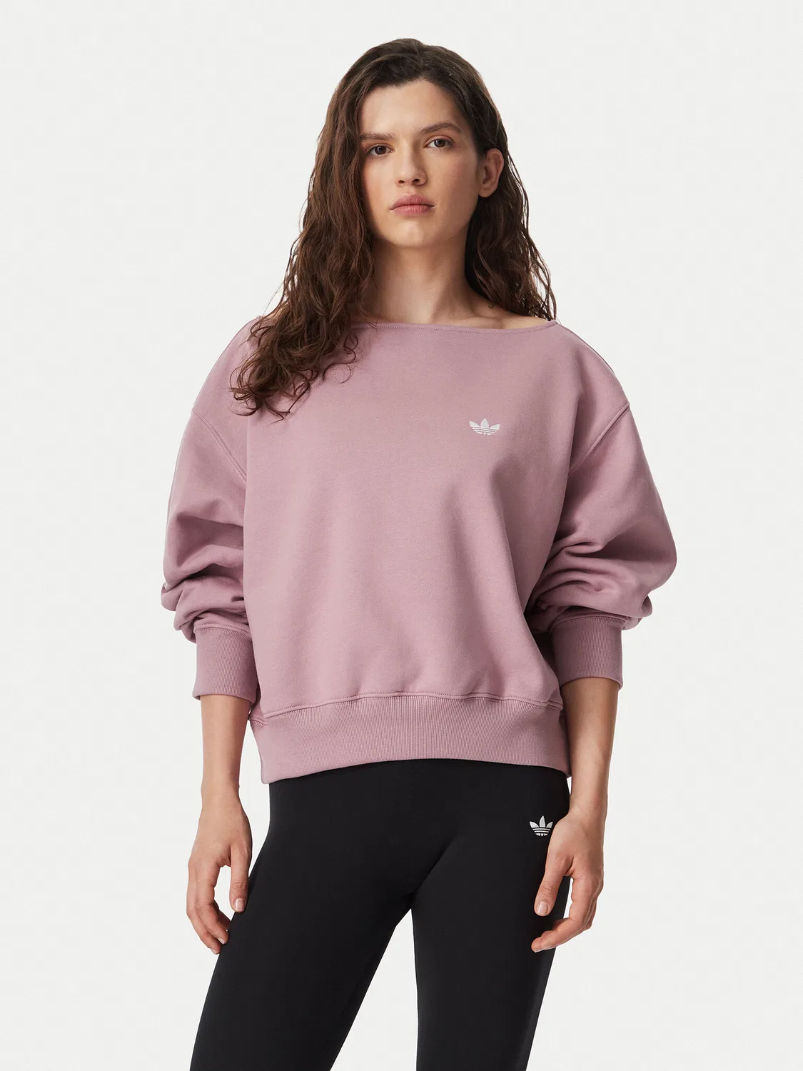 Женская толстовка стандартного кроя Essentials Fleece Boatneck Sweatshirt Adidas, розовый