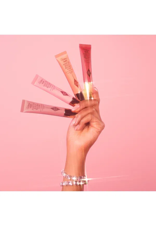 Матовые румяна в кисти 12 мл Charlotte Tilbury, цвет pillow talk — фото 2