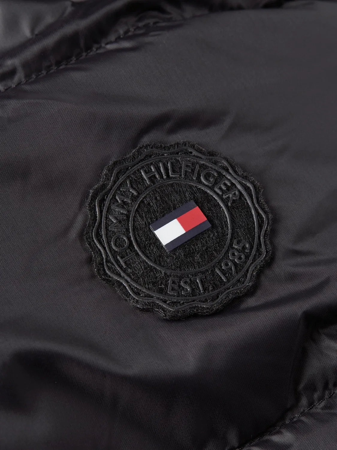 Женская куртка с воротником-стойкой Tommy Hilfiger Donna Piumino Down Funnel Jacket Corto, Black (Black) — фото 3