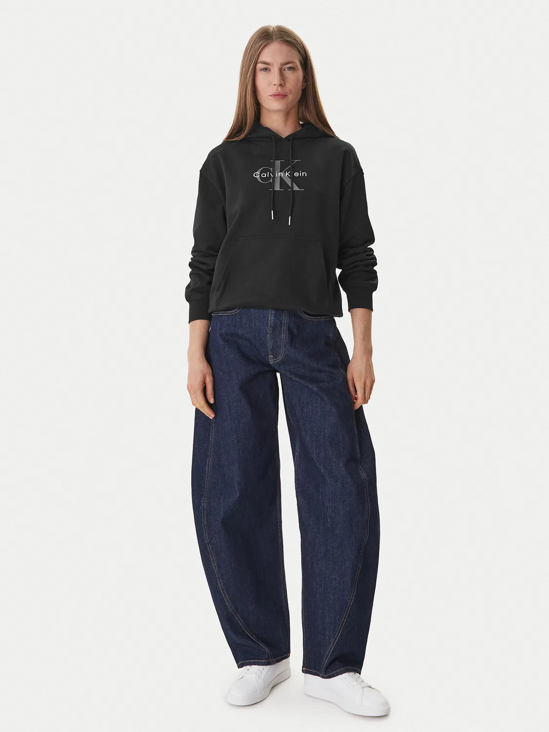 Женская толстовка стандартного кроя Calvin Klein, черный — фото 2