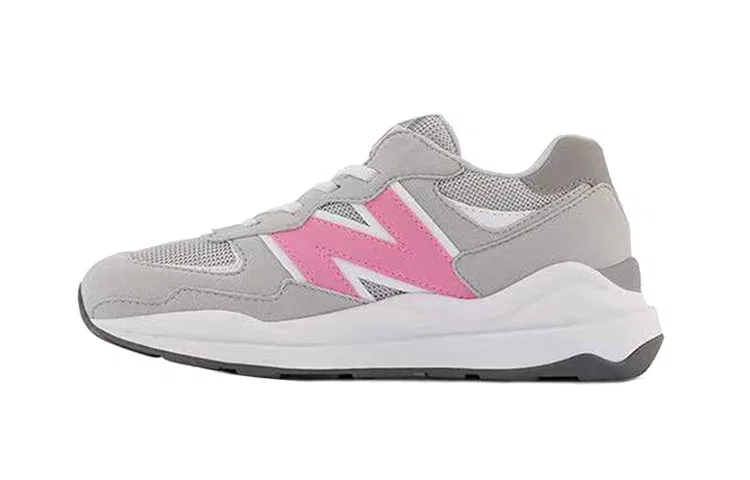 Детские кроссовки с амортизацией New Balance, Wide (W), Черный