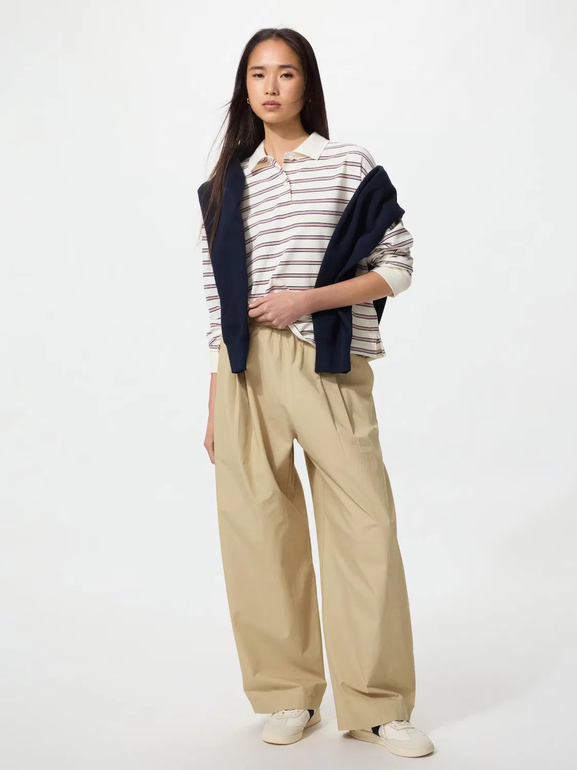 Брюки Uniqlo, свободного кроя, бежевый