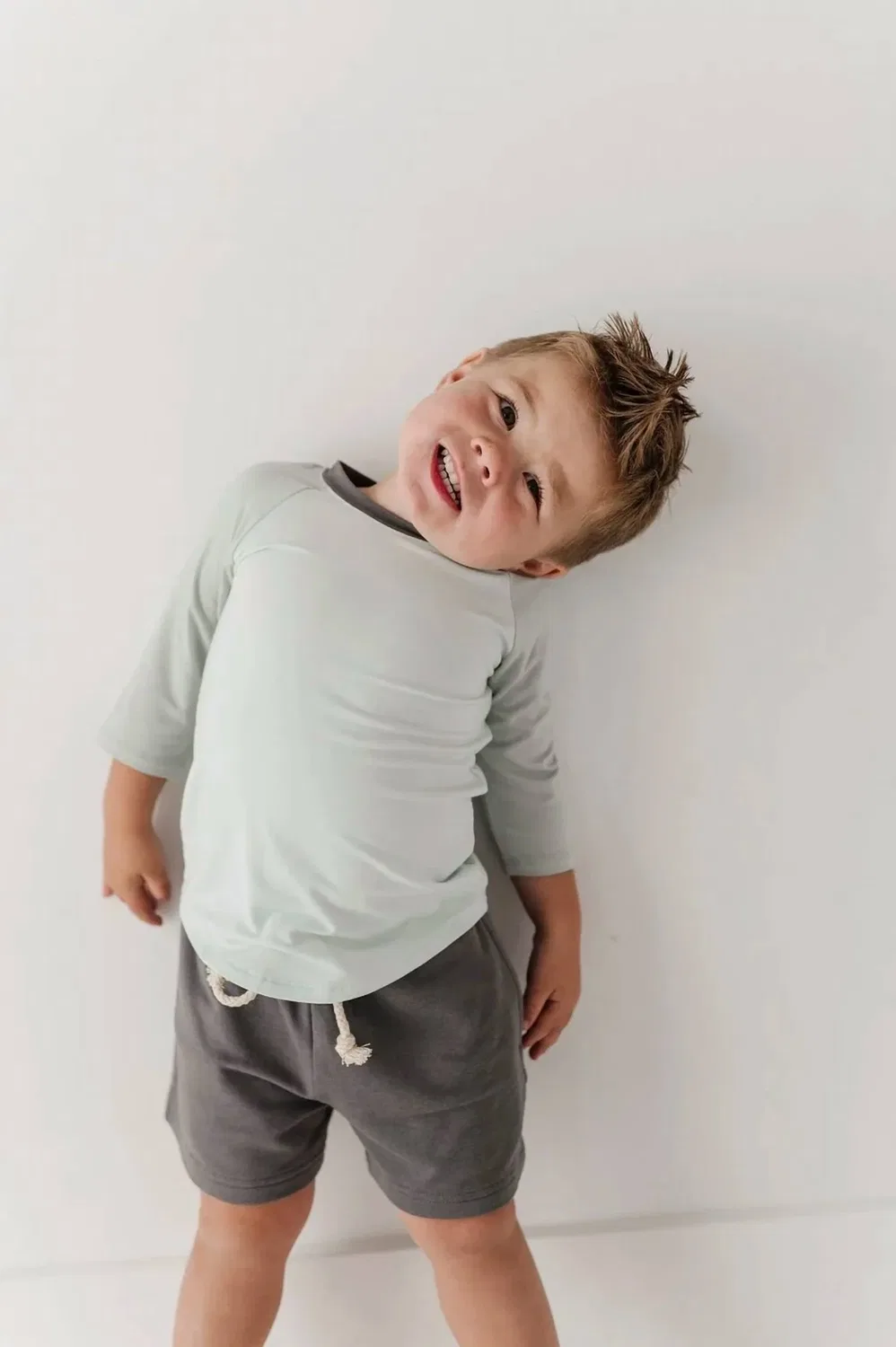 Детские шорты для мальчиков на резинке Everyday Shorts babysprouts, Smoke — фото 3