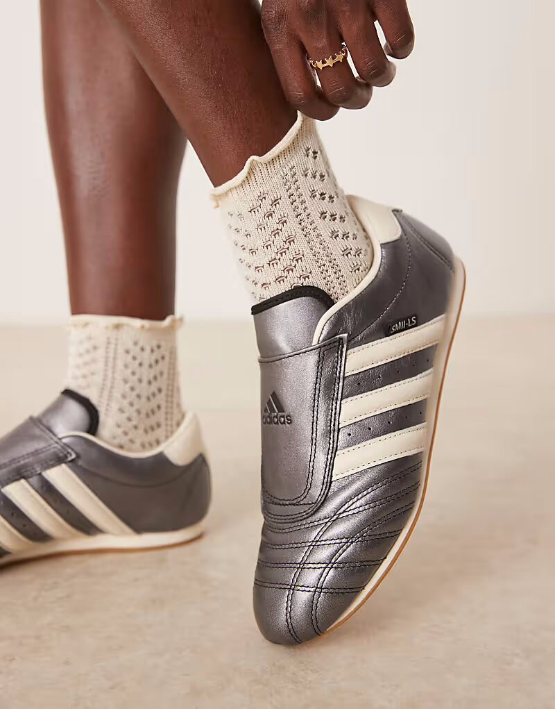 Кроссовки для тхэквондо Adidas Originals в цвете металлик-серый — фото 3