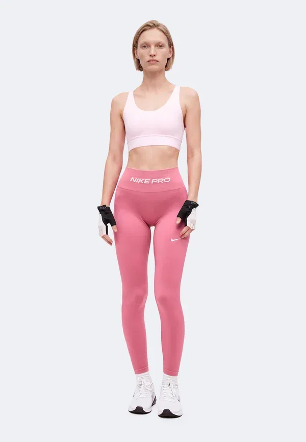 Бюстгальтер средняя поддержка 365 bra Nike Performance, Pink Foam, белый/розовый — фото 2