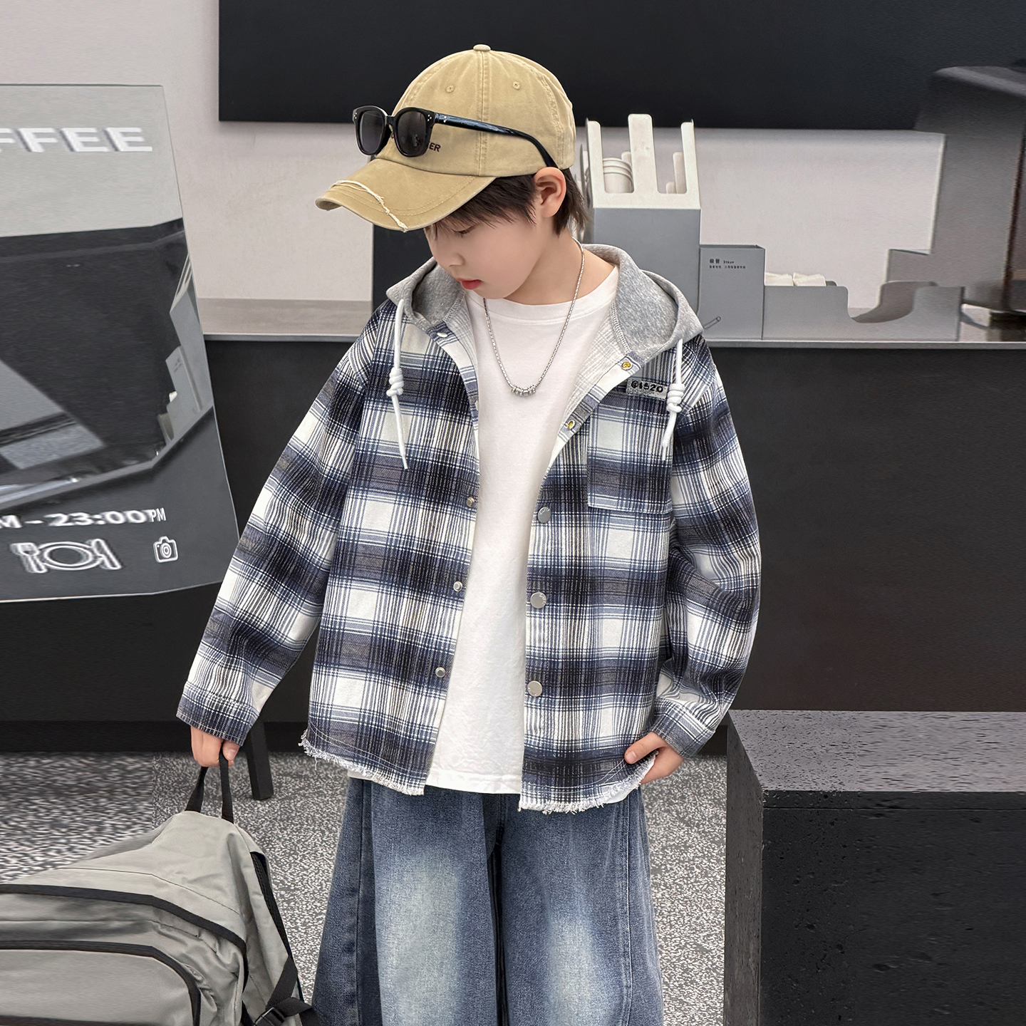 Детская худи Casual Sportswear с капюшоном EASTERN CAMEL, черный белый — фото 4