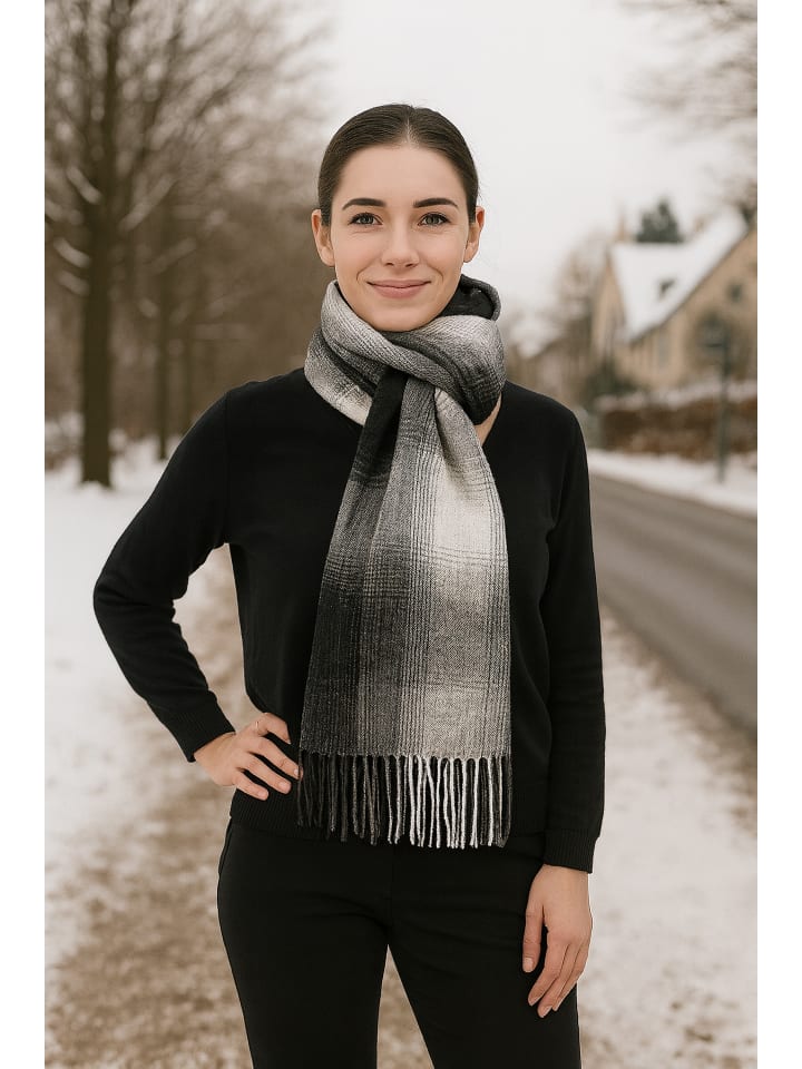 

Зимний шарф Манчестер черного цвета collezione alessandro