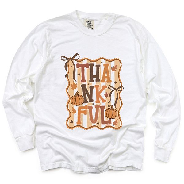 

Coquette thankful stripes - женская футболка с длинным рукавом и принтом, окрашенная в стиле garment dyed Simply Sage Market, White, Белый, Coquette thankful stripes - женская футболка с длинным рукавом и принтом, окрашенная в стиле garment dyed Simply Sa