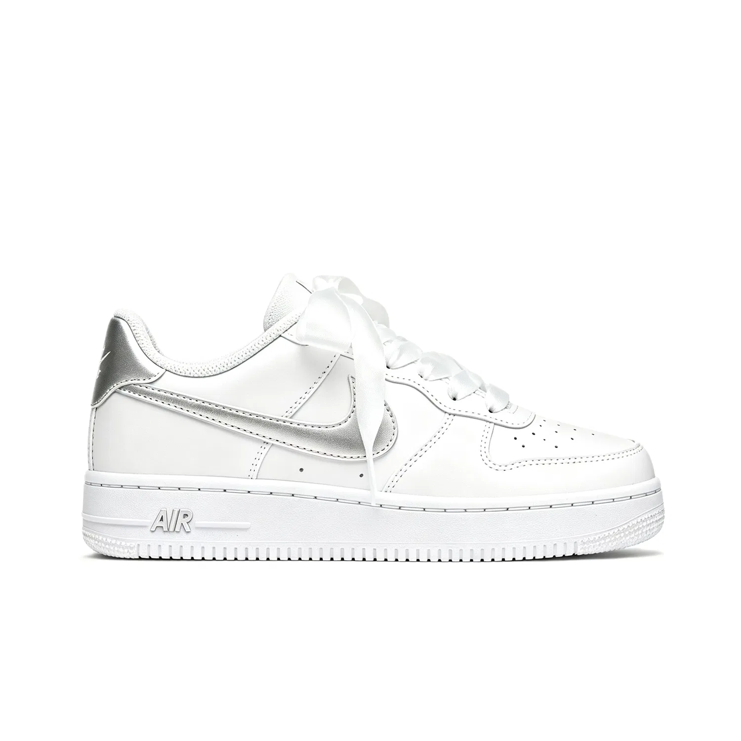 Детские кроссовки для скейтбординга с кожаным верхом Nike Air Force 1, Silver — фото 3