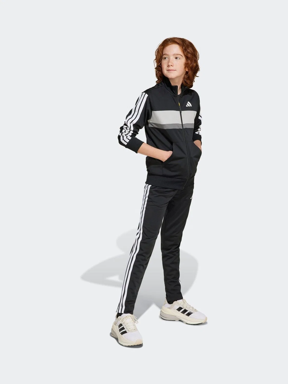 Костюм спортивный Tiberio 3-Stripes Tricot adidas, черный