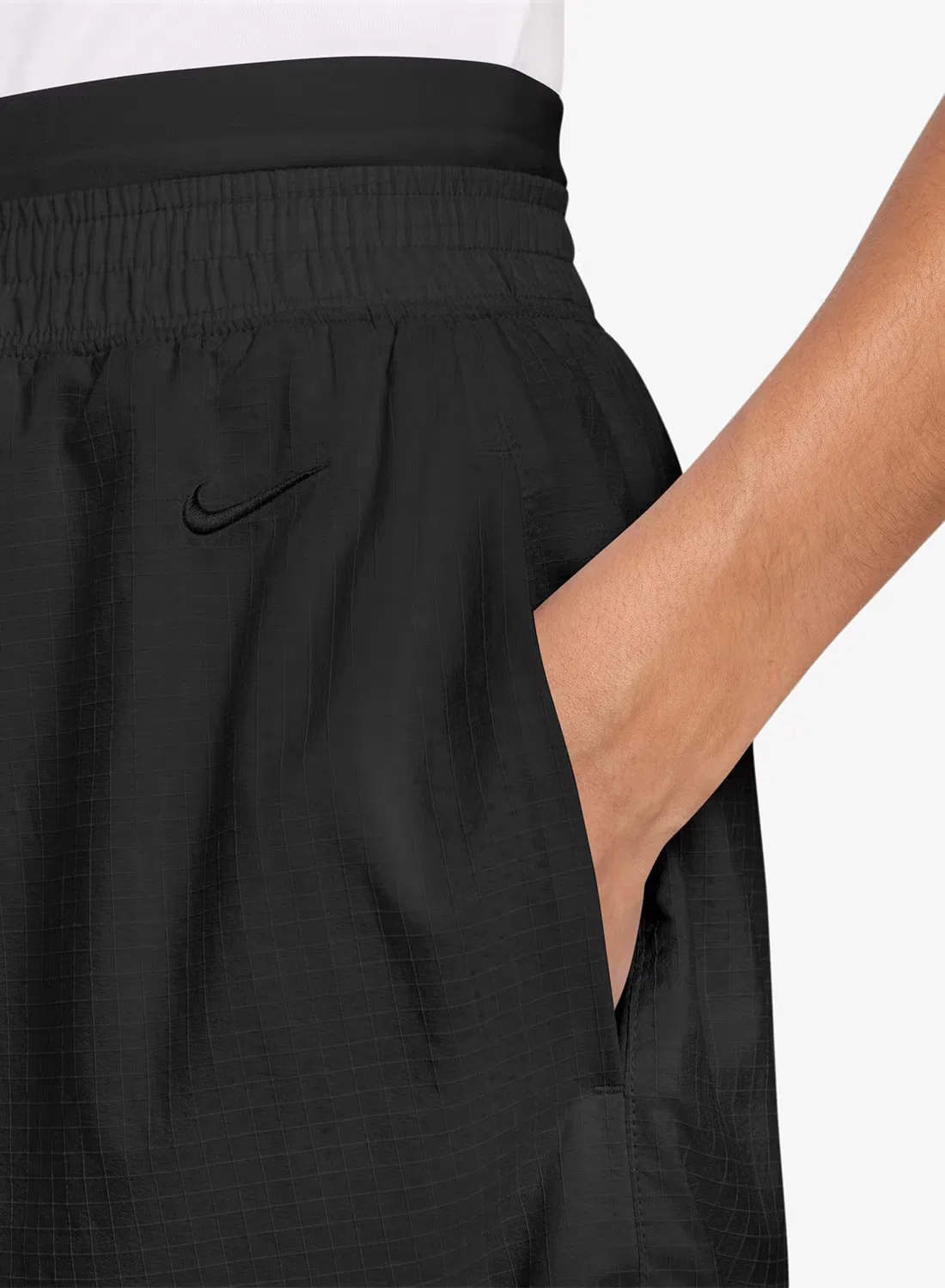 Шорты легкие Nike NSW Lightweight Ripstop, черный — фото 4