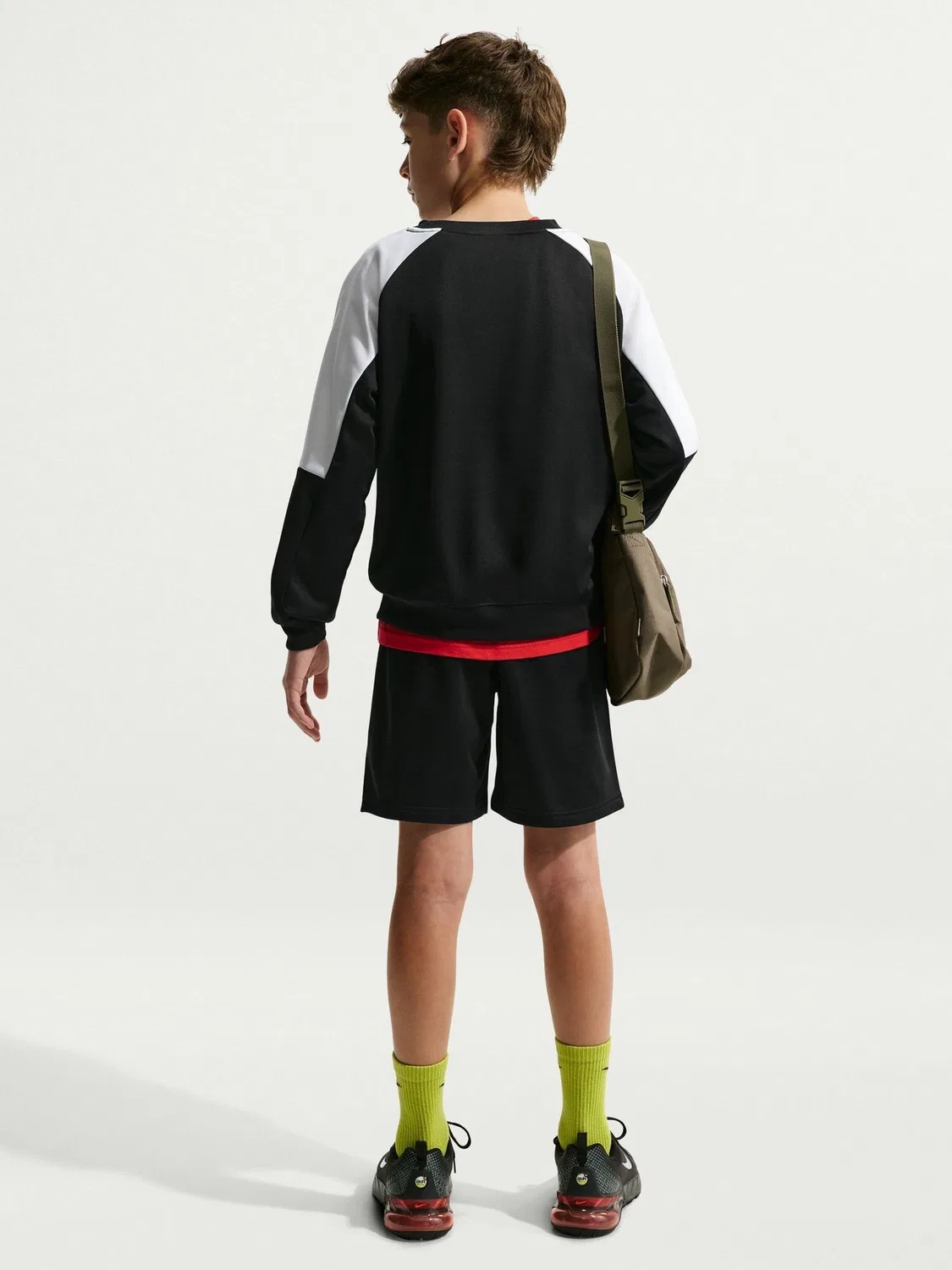 Спортивный костюм Nike Sportswear Black, черный — фото 2