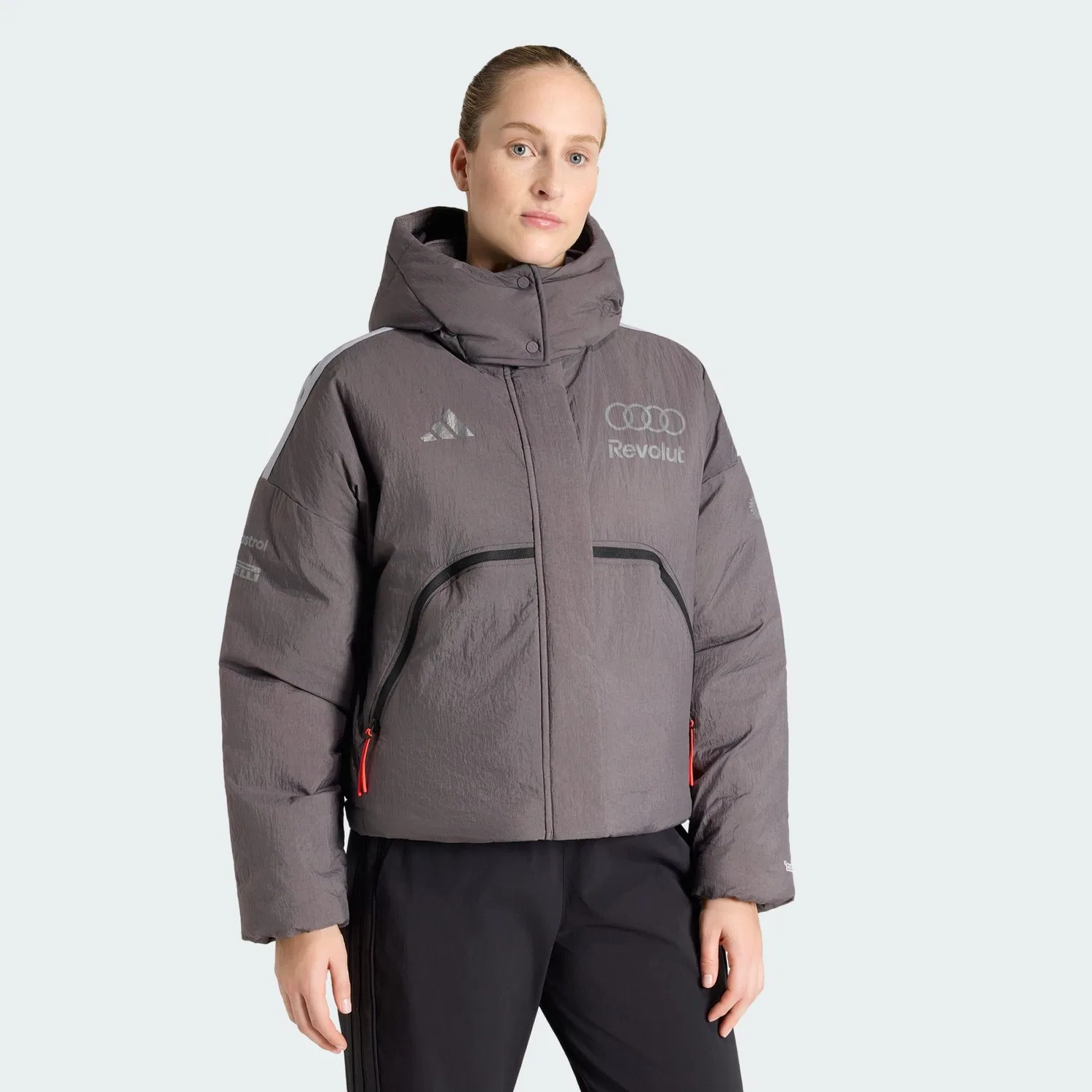 Мужская куртка-пуховик с принтом Audi Revolut F1 Team Engineers & Marketing Puffer Jacke Adidas, Grauviolett
