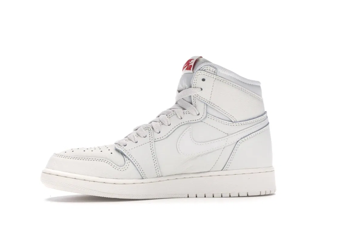 Детские кроссовки Lifestyle с монолитным верхом Jordan 1 Retro High OG, Sail/University Red — фото 3