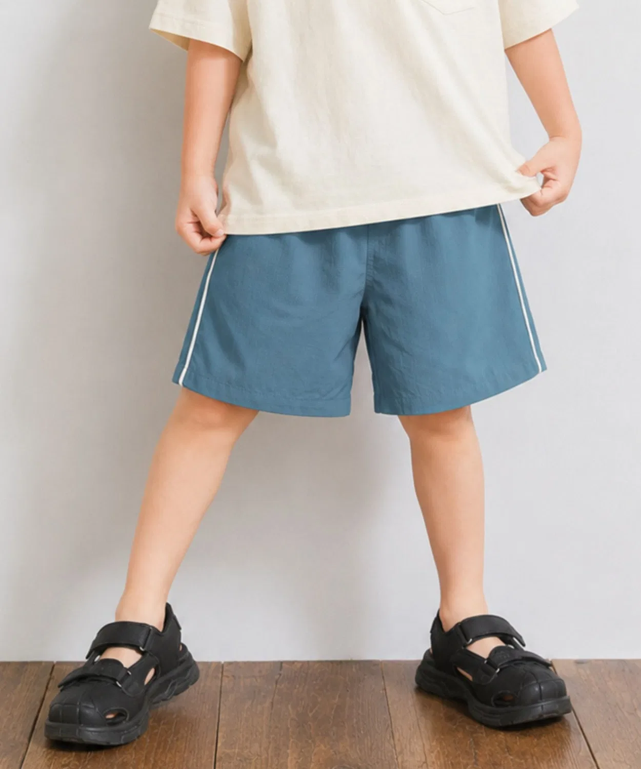 Детские шорты с контактной прохладой и боковыми лампасами, модель SARARI NAVY, Turquoise Blue