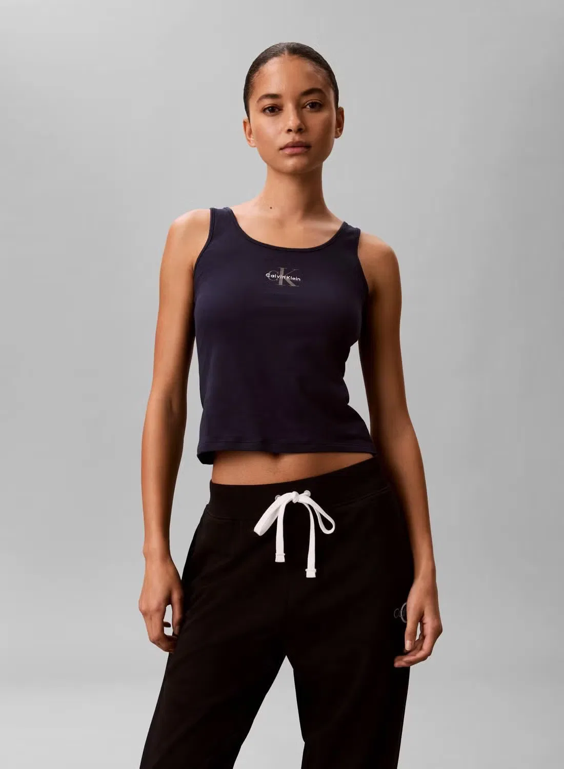 Майка на бретелях с вырезом лодочка Calvin Klein, прибрежный
