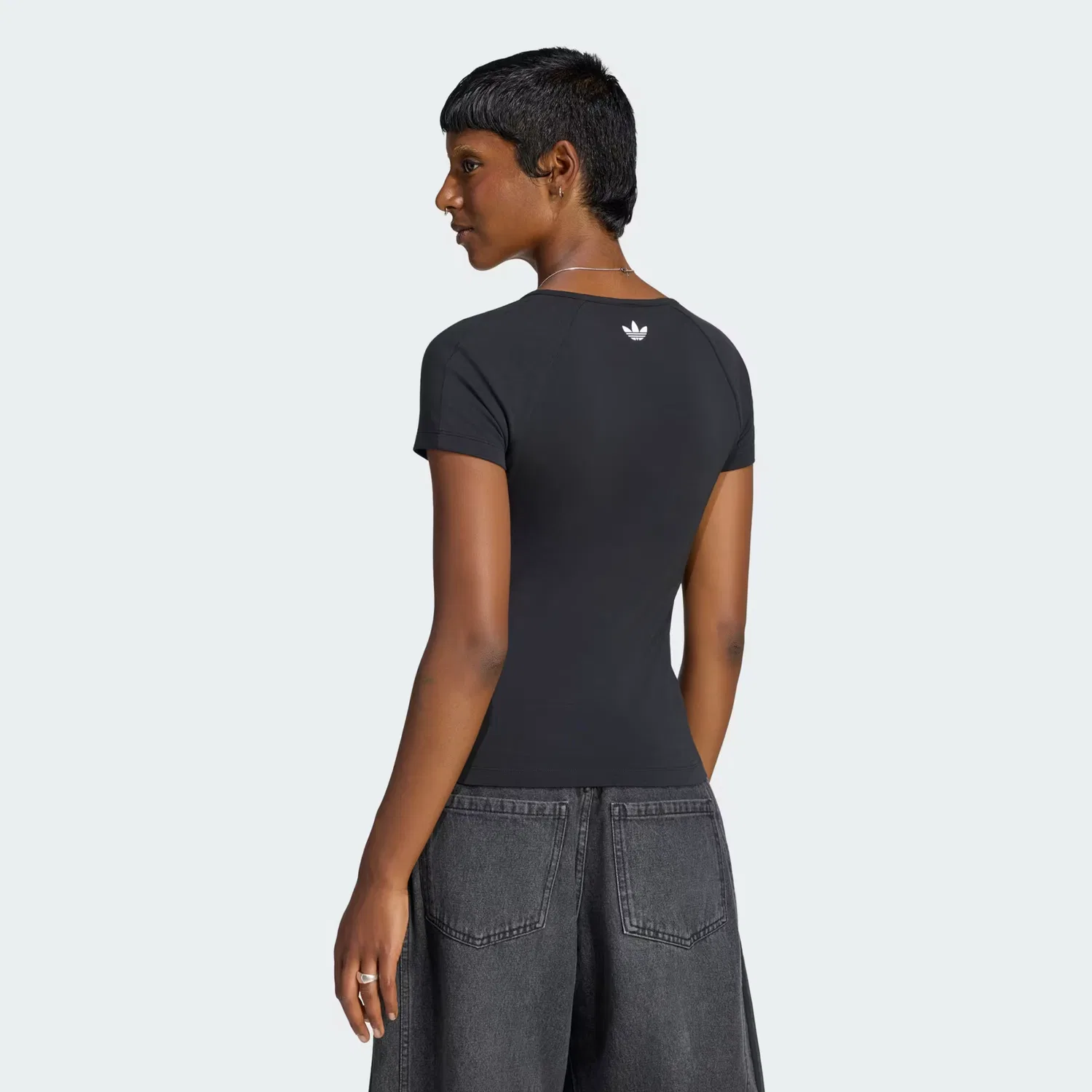 Женская футболка с графическим принтом Graphic Slim Tee Adidas Originals, черный — фото 2