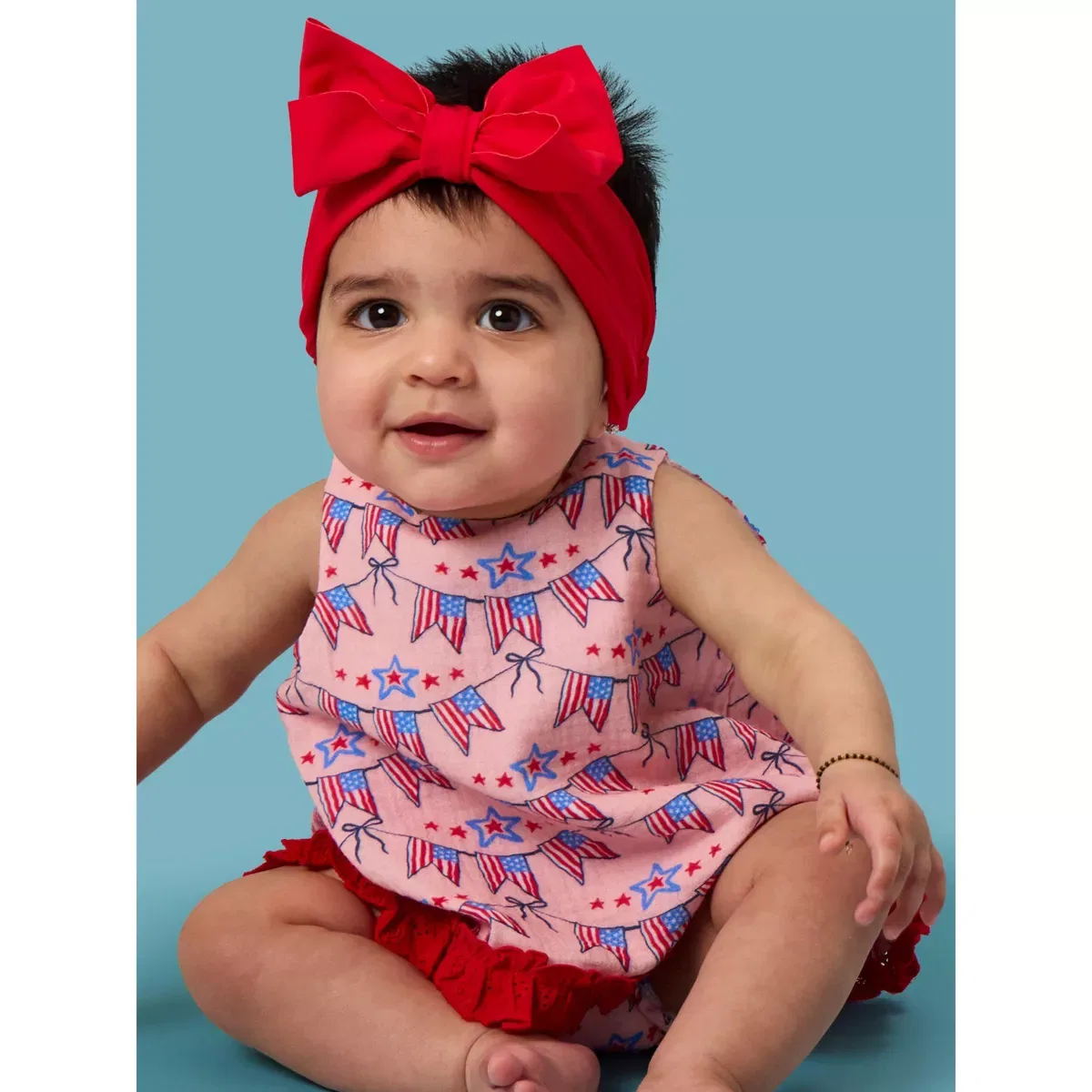 Детский комплект для девочек из хлопковой марли с моделью Clover Bows & Wishes RuffleButts, American Sweetheart — фото 3
