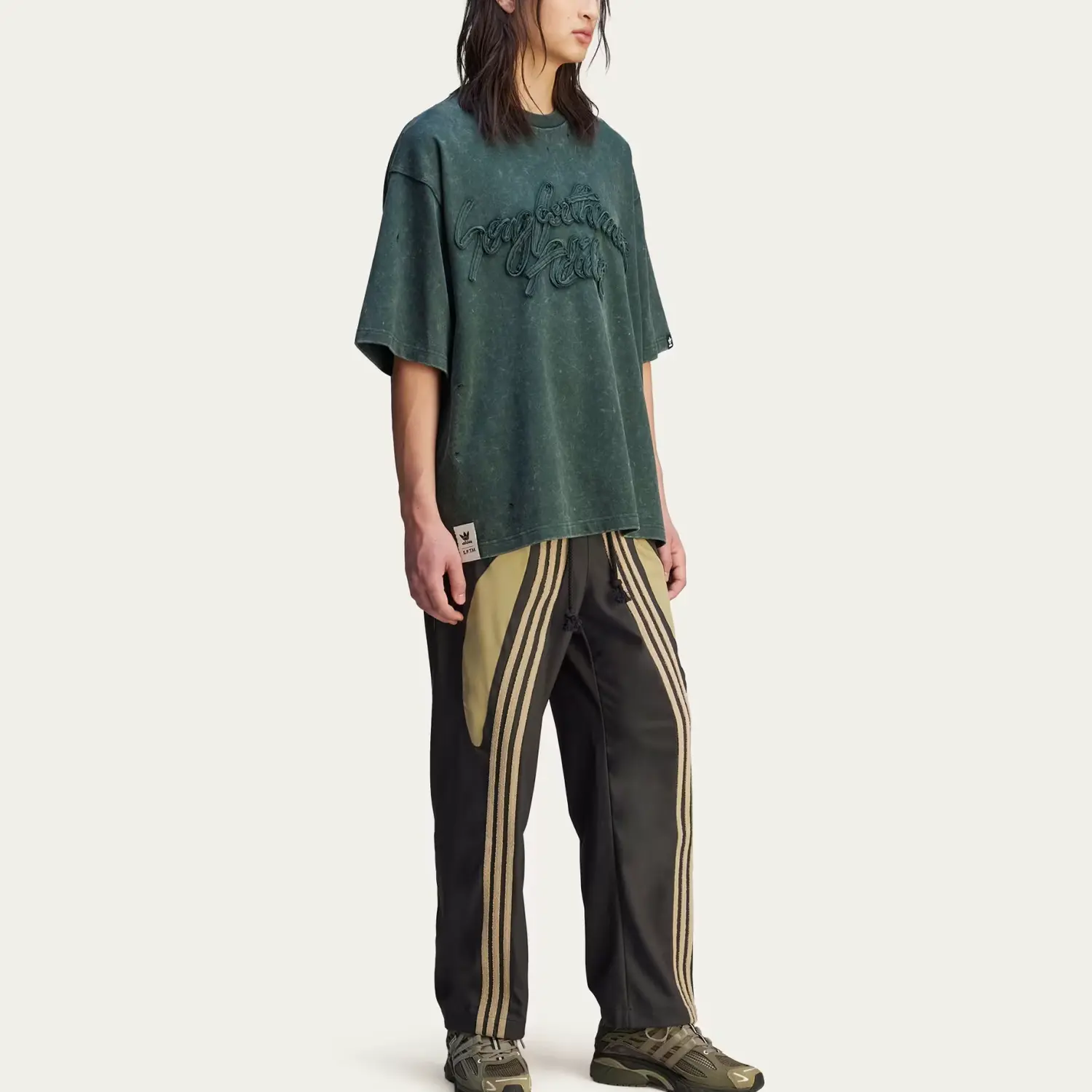 Футболка Adidas X Song For The Mute Distressed Adidas Originals, зеленый — фото 4