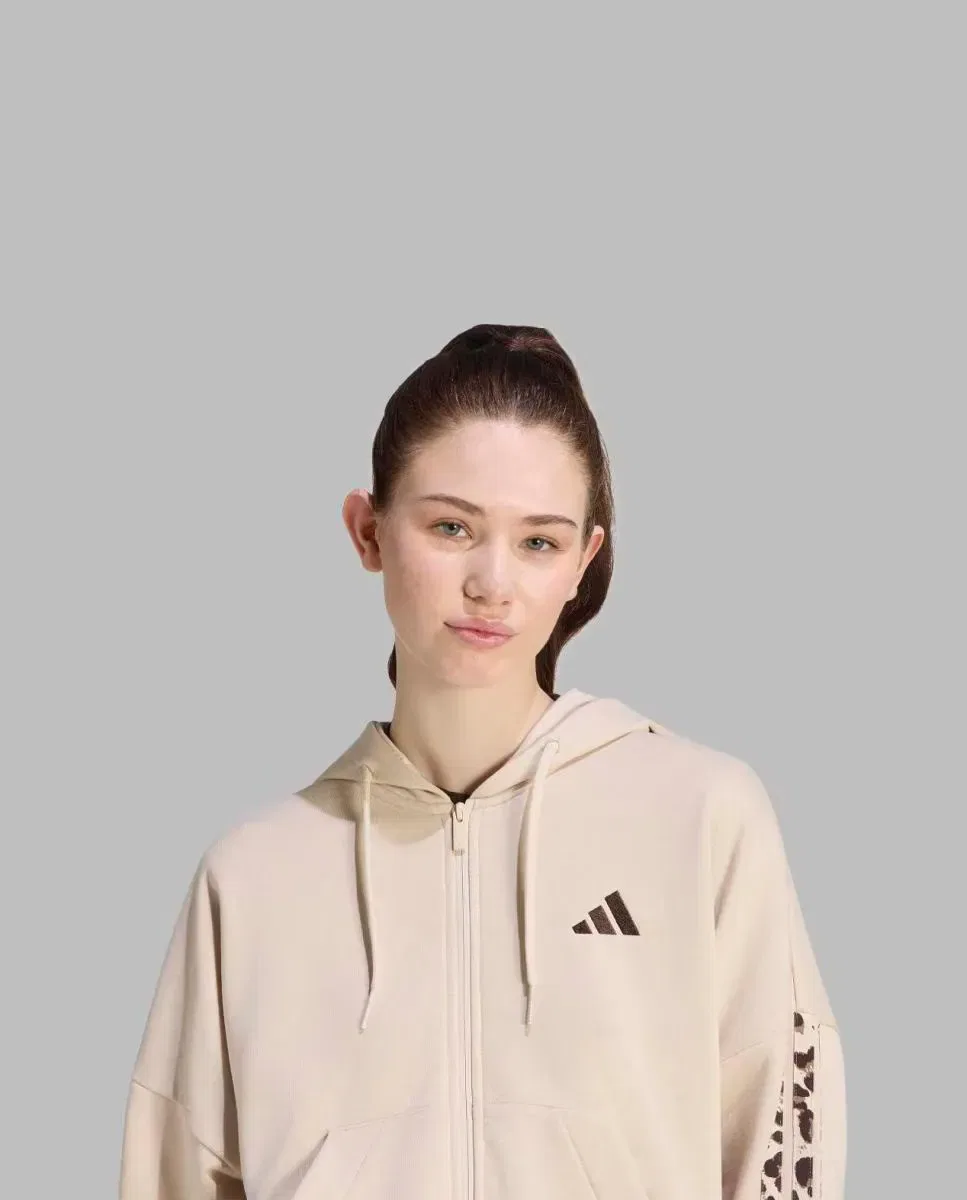 Женская толстовка с капюшоном и молнией с принтом Seasonal Essentials adidas, Beige — фото 4