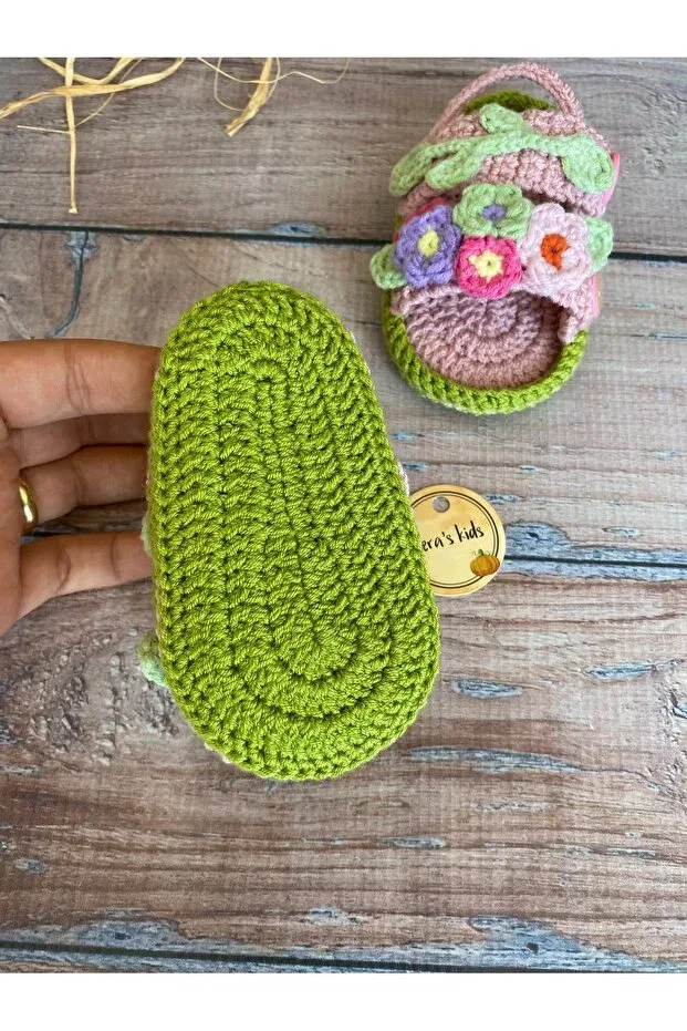Детские сандалии для девочек без каблука Hand knitted floral summer baby girl strappy sandals booties Seraskids, Pink — фото 4