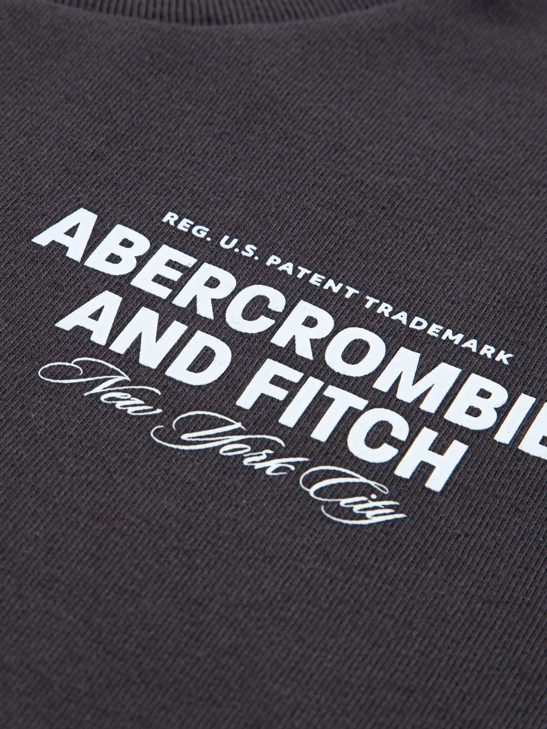 Футболка с графическим принтом, Городская стопка Abercrombie & Fitch, черный — фото 3