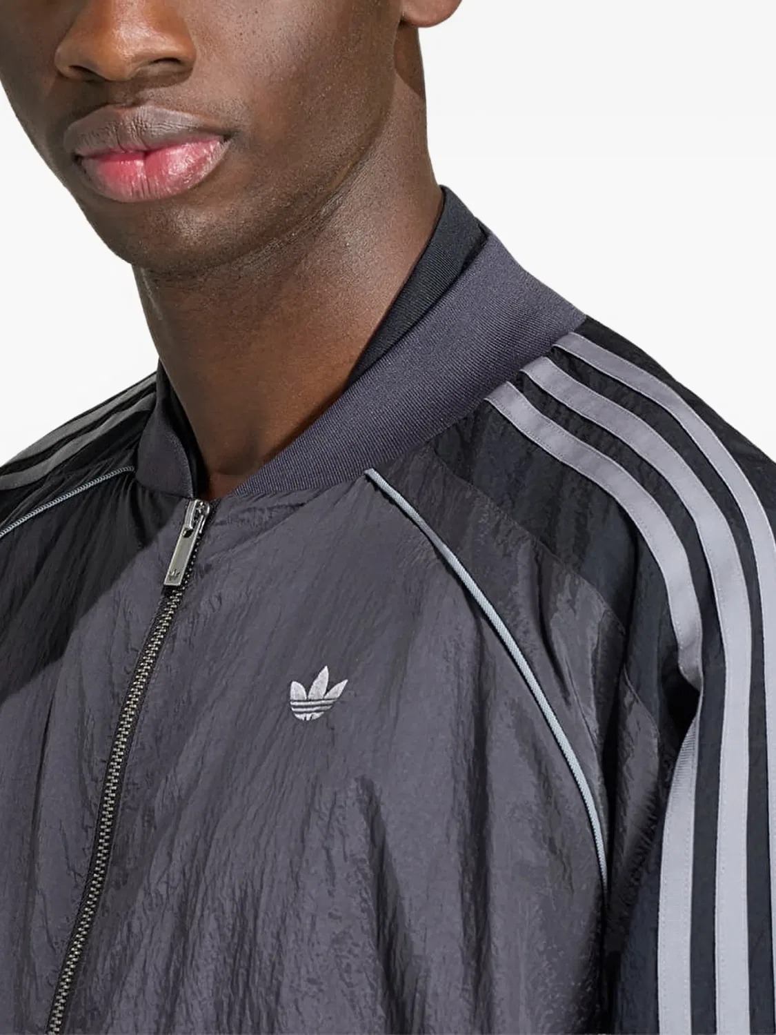 Трековая куртка Adilenium S5 серая Adidas, серый — фото 2