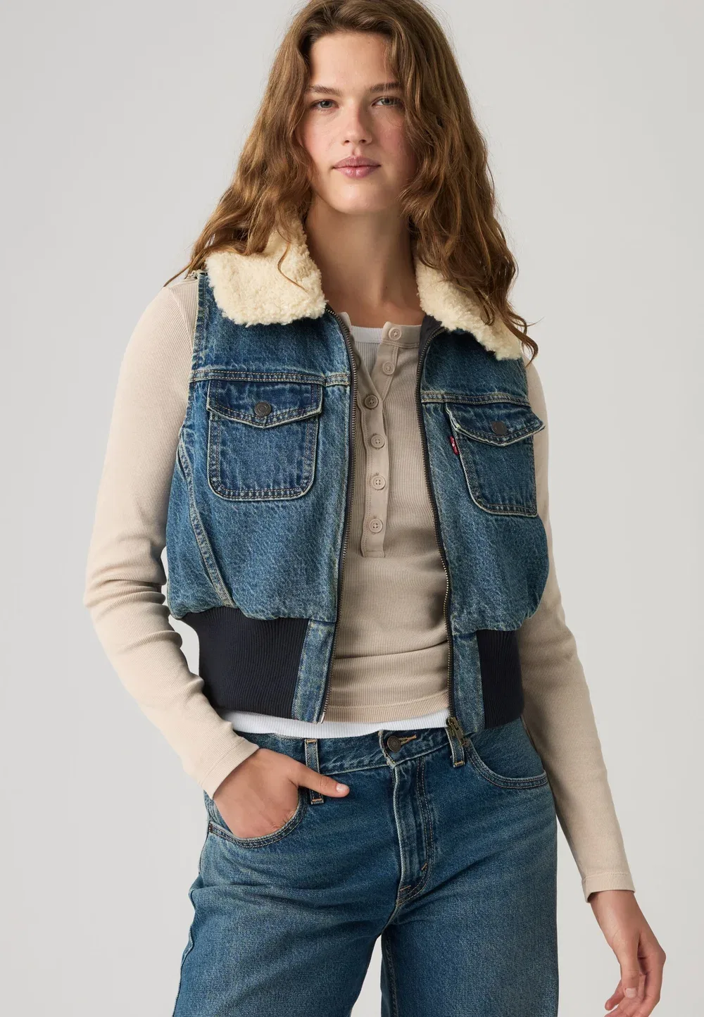 Маленький жилет из шерпы Levi'S, Rescued City Vest