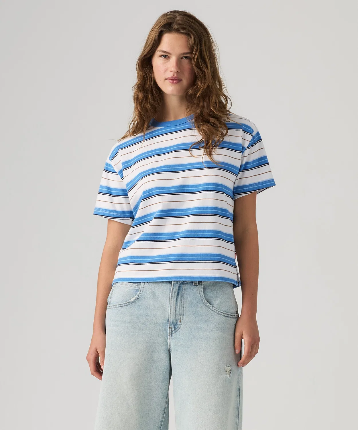 Женская футболка с коротким рукавом, хлопковая, модель Vintage Short Sleeve T-Shirt Levi's, Blue — фото 2