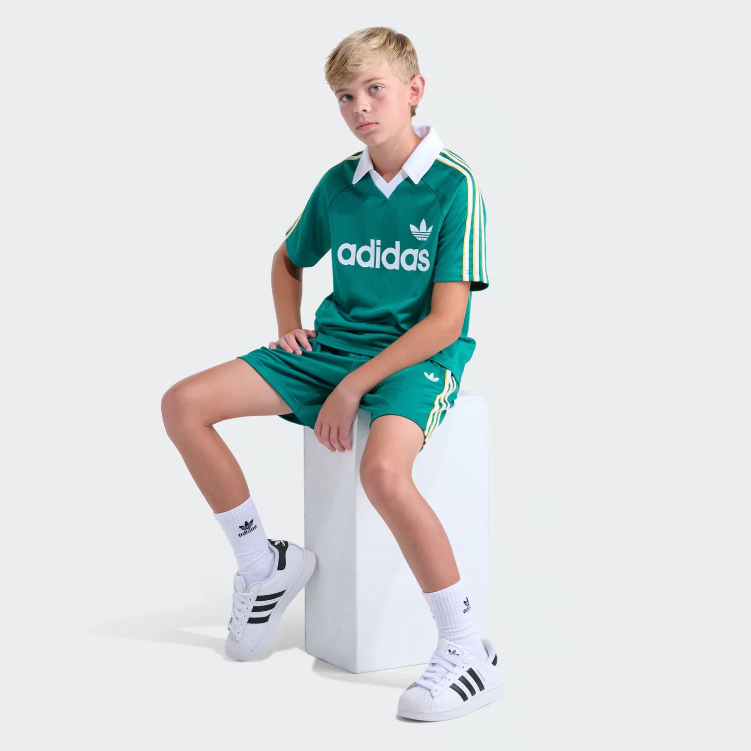 Детские спортивные шорты с кулиской Archieve Soccer Adidas Originals, зеленый — фото 4
