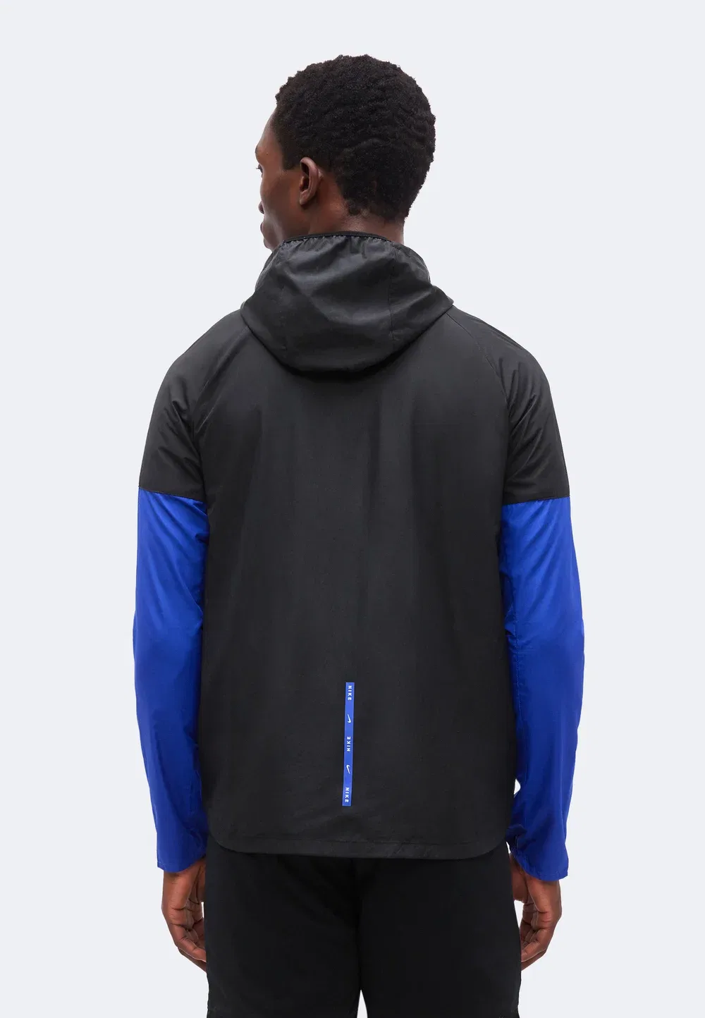 Межбеговая ветровка Nike Performance, Black/Lyon Blue/University Gold-Coloured — фото 3