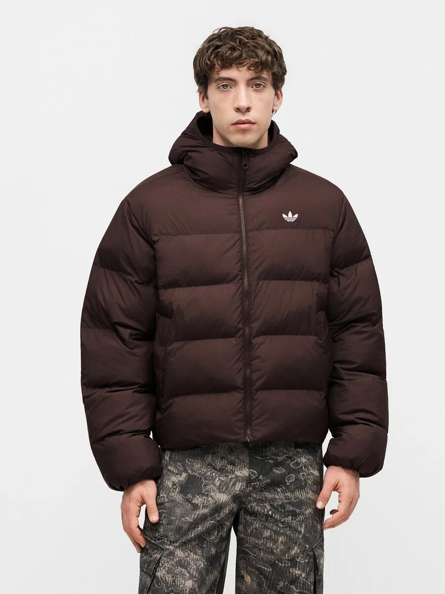 Зимняя куртка ADIDAS ORIGINALS 'HOODED REGEN' шоколадного цвета — фото 2