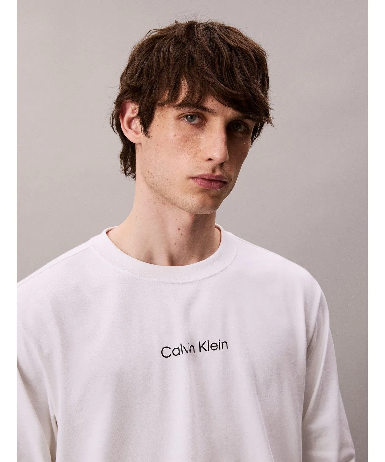 Мужская футболка с длинным рукавомс принтом Calvin Klein, Белая — фото 2