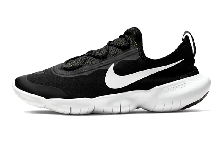 Детские беговые кроссовки для мальчиков и девочек Free RN 5.0 2020 GS Nike, Black White