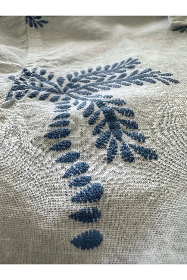 Детская рубашка для мальчиков с принтом Palm Embossed Printed Livin Free, White — фото 4