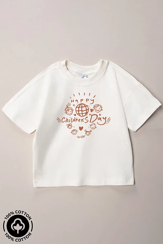 Детская футболка оверсайз с принтом Unisex crew neck april 23 Miniel, Ecru — фото 3