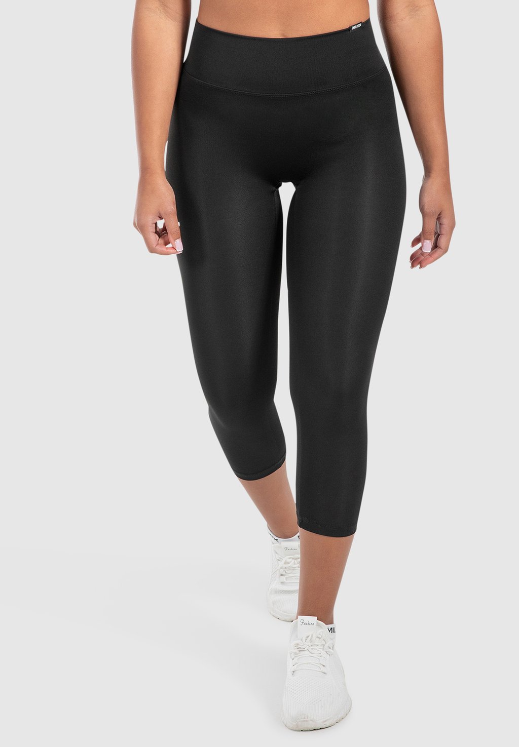 

Леггинсы MIRELLA - 3/4 sports trousers Smilodox, черный