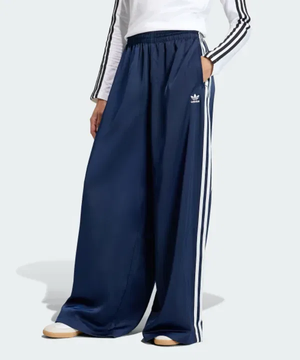 Широкие тренировочные брюки из атласа, Adidas, ночной индиго/белый