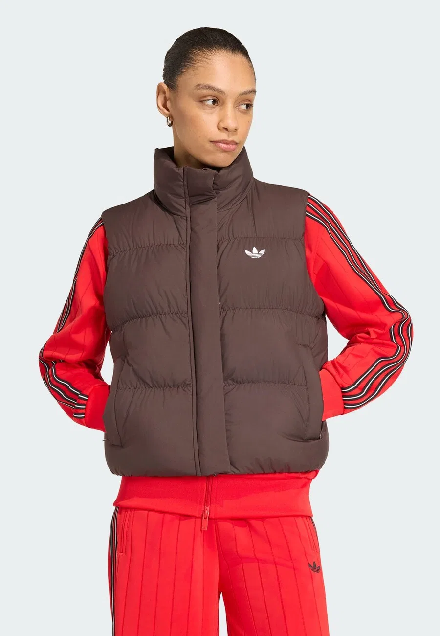 Жилет ADIDAS ORIGINALS 'REGULAR PADDED' темно-коричневого цвета — фото 2