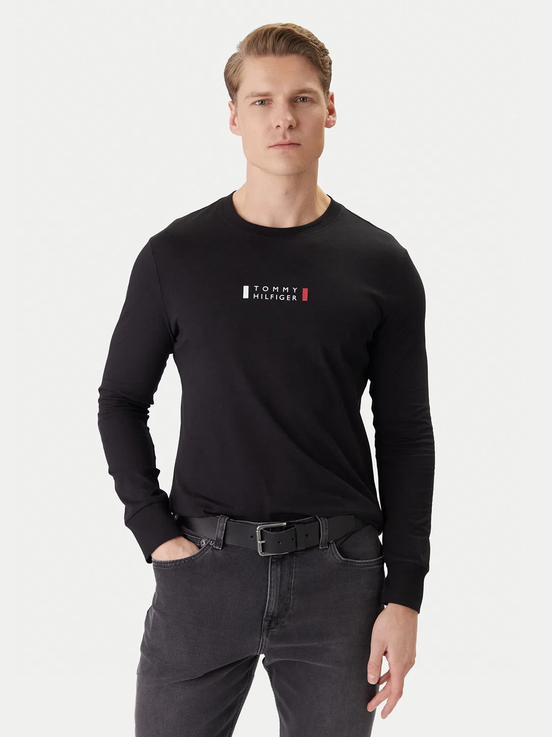 Мужской лонгслив приталенного кроя Brand Love Ls Tee Tommy Hilfiger, черный