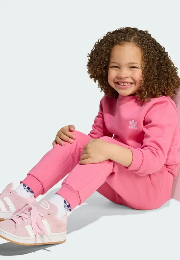 Комплект из спортивных штанов и брюк Adidas Originals, розовый — фото 4
