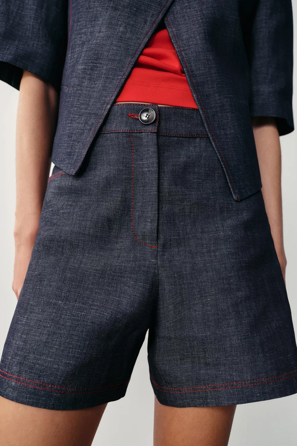 Шорты-бермуды из льна с контрастной отстрочкой ZARA, Indigo — фото 3