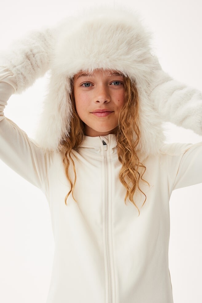 

Теплая спортивная куртка среднего слоя с капюшоном H&M, белый