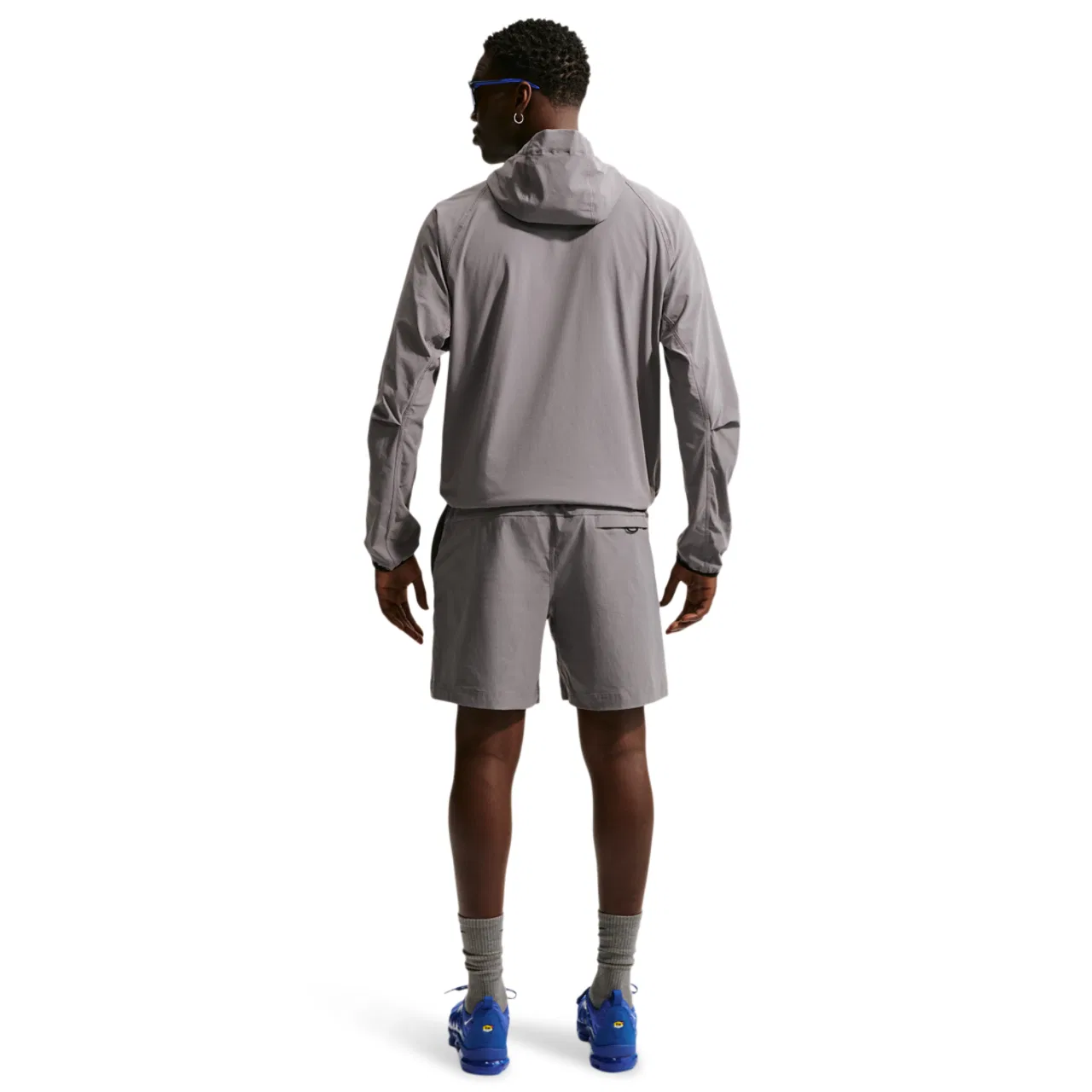 Мужская куртка Windrunner Nike Drifit Tech Woven, цвет Pencil Point/Pencil Point/Blue Crystal — фото 4