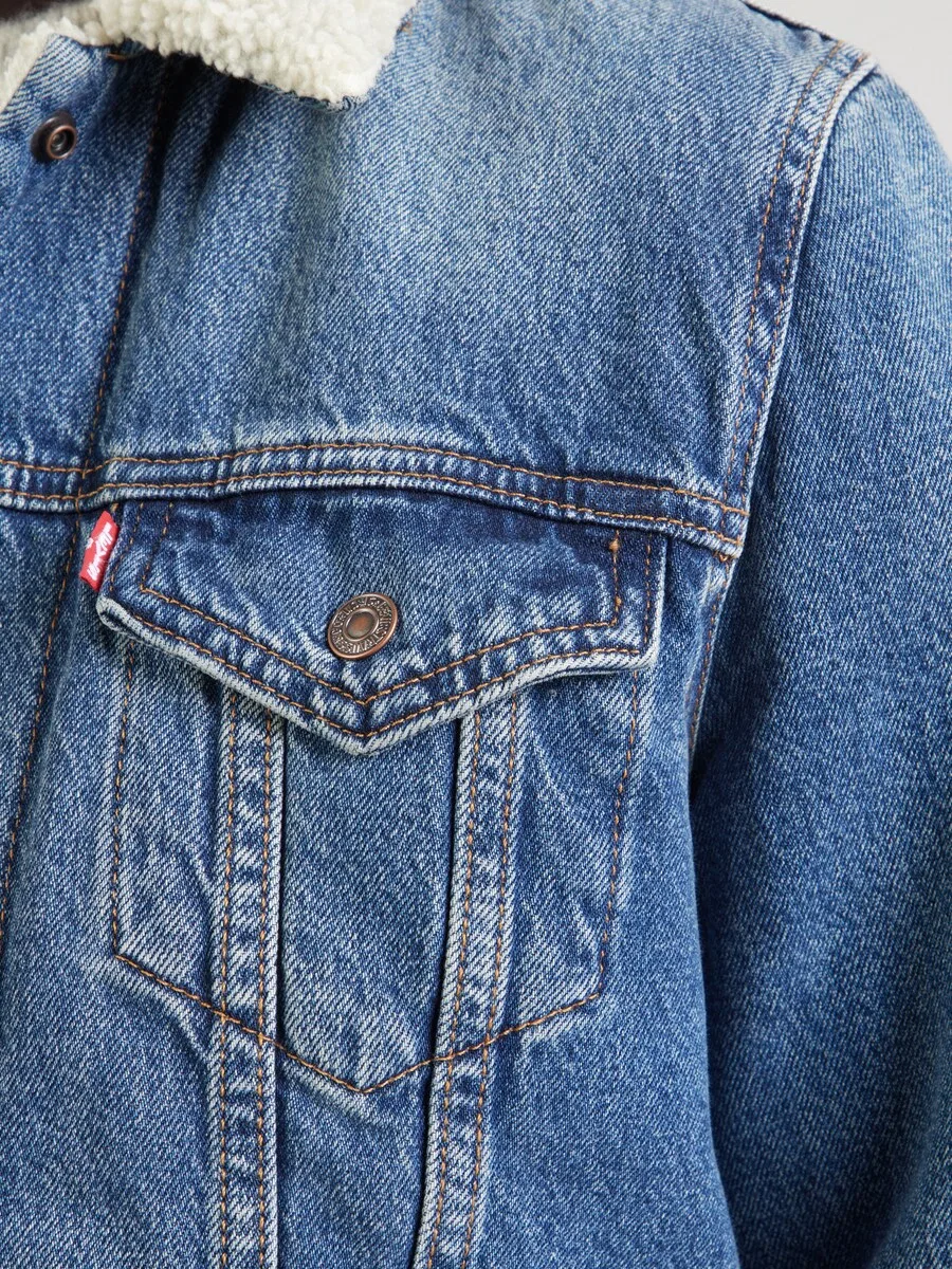 Куртка LEVI'S Between-Season Jacket 'Original Sherpa Trucker' из синего денима — фото 3
