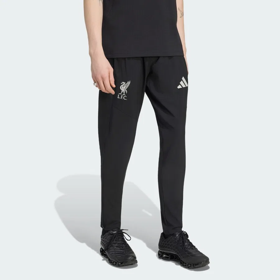 Спортивные брюки ADIDAS PERFORMANCE Regular Workout Pants 'FC Liverpool Tiro' черного цвета — фото 2