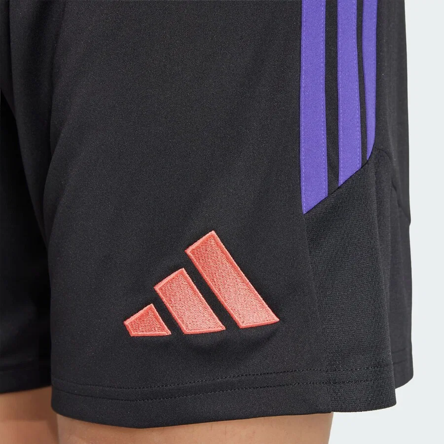 Спортивные брюки ADIDAS PERFORMANCE Regular Workout Pants 'Tiro26 League' черного цвета — фото 4