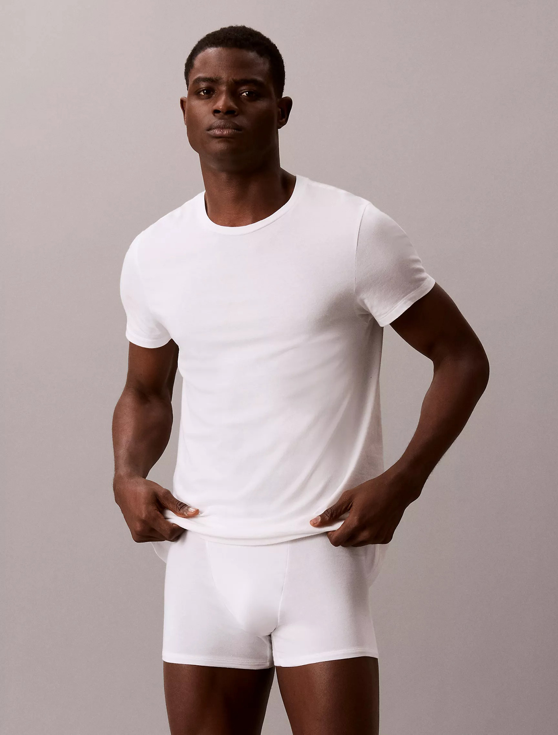 Комплект футболок Calvin Klein Cotton Classics Fit Crewneck, 3 предмета, серый вереск/черный/белый — фото 3